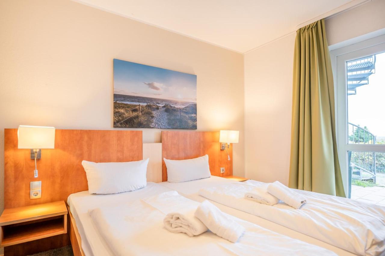 Hotel Koenigslinie 萨斯尼茨 外观 照片