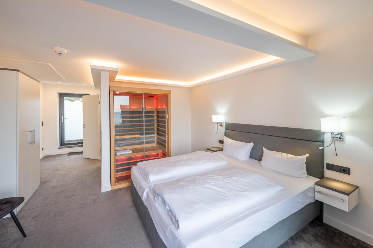Hotel Koenigslinie 萨斯尼茨 外观 照片